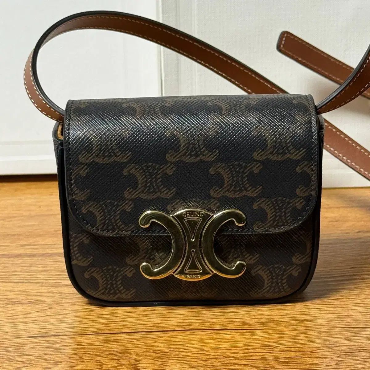 セリーヌ トリオンフ ミニクロード フルセット