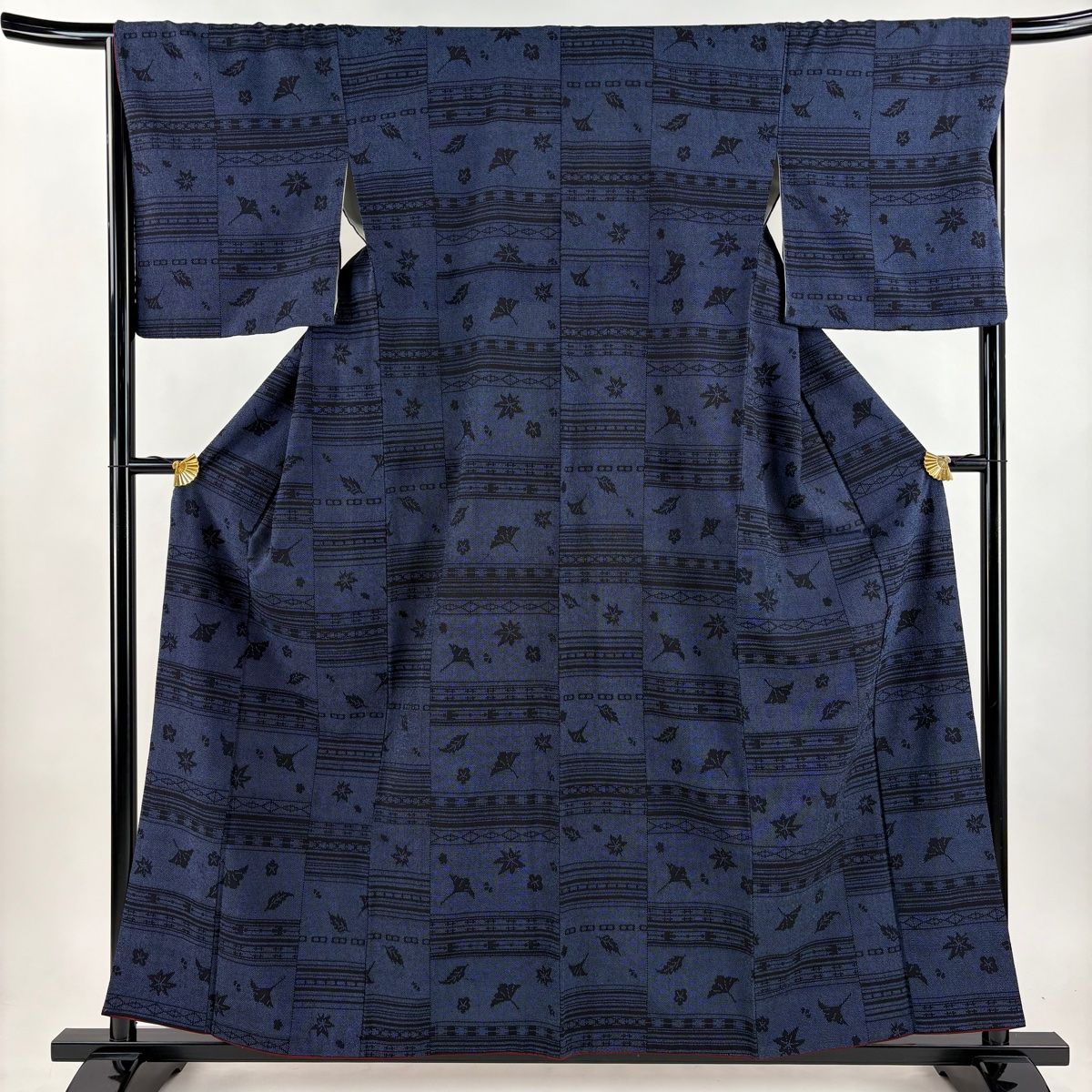 オファー 【佳香】人間国宝 島岡達三 高さ30cm 地釉象嵌草花文壷 共箱