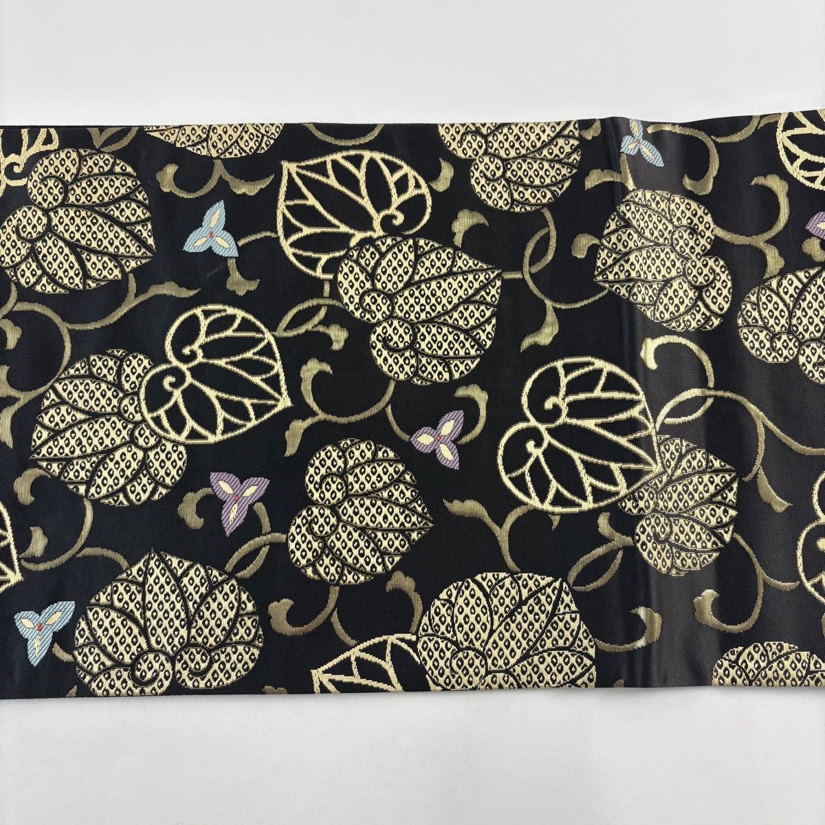 品格ある「道長取り文様 」正絹六通柄袋帯 艶感抑えた上品さ 名物裂 品格ある「道長取り文様 」正絹六通柄袋帯 艶感抑えた上品さ 名物裂