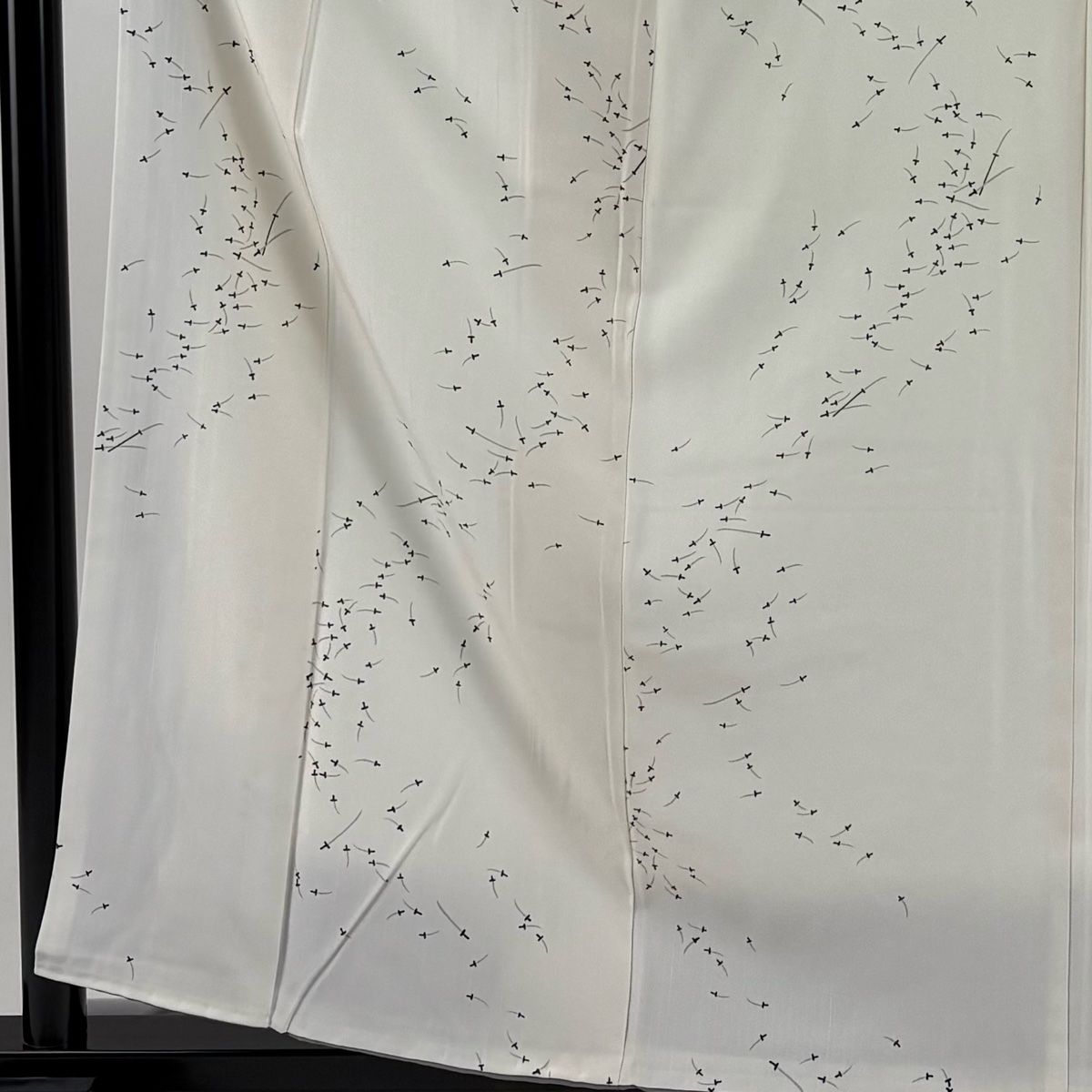 小紋 身丈158 5 cm 裄丈66 M 袷 京本政樹きもの 刀 クリーム 正絹 秀品