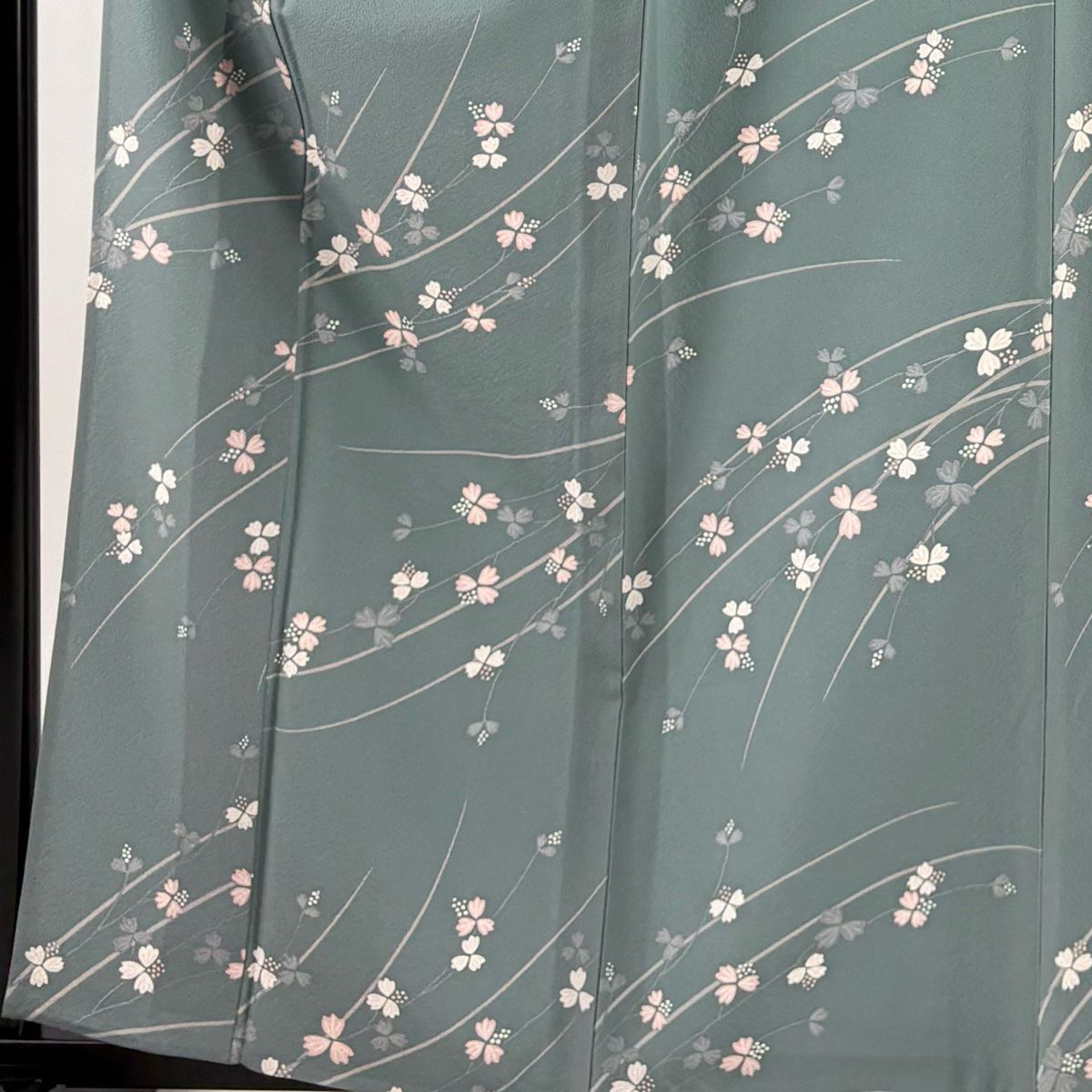 小紋 身丈161 cm 裄丈65 M 単衣 葉と実 薄緑 正絹 秀品