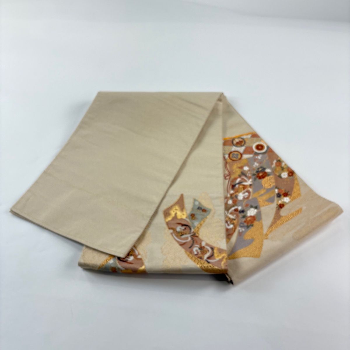 美品】 袋帯 秀品 関西仕立て 几帳 花鳥 刺繍 金糸 ベージュ お太鼓柄