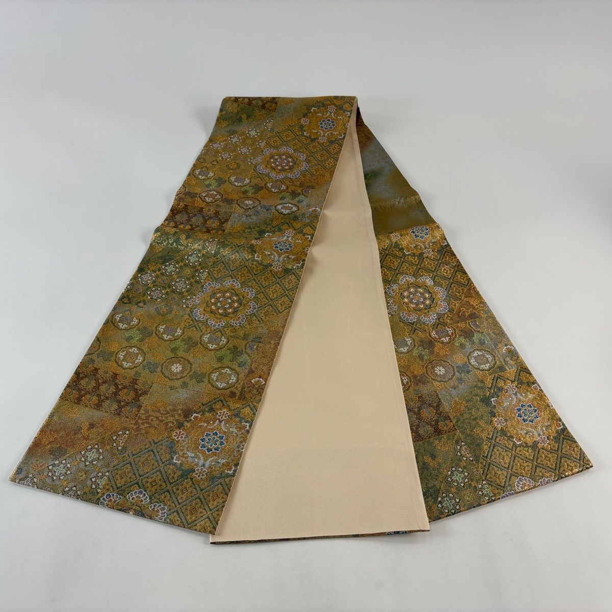 美品】 袋帯 秀品 華文 蜀江華文 金糸 箔 金色 六通 正絹 【中古