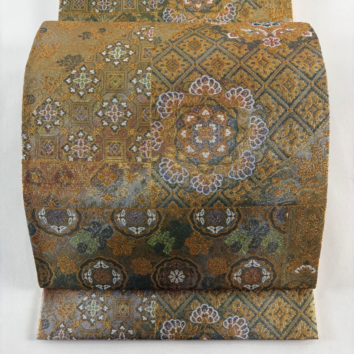 美品】 袋帯 秀品 華文 蜀江華文 金糸 箔 金色 六通 正絹 【中古