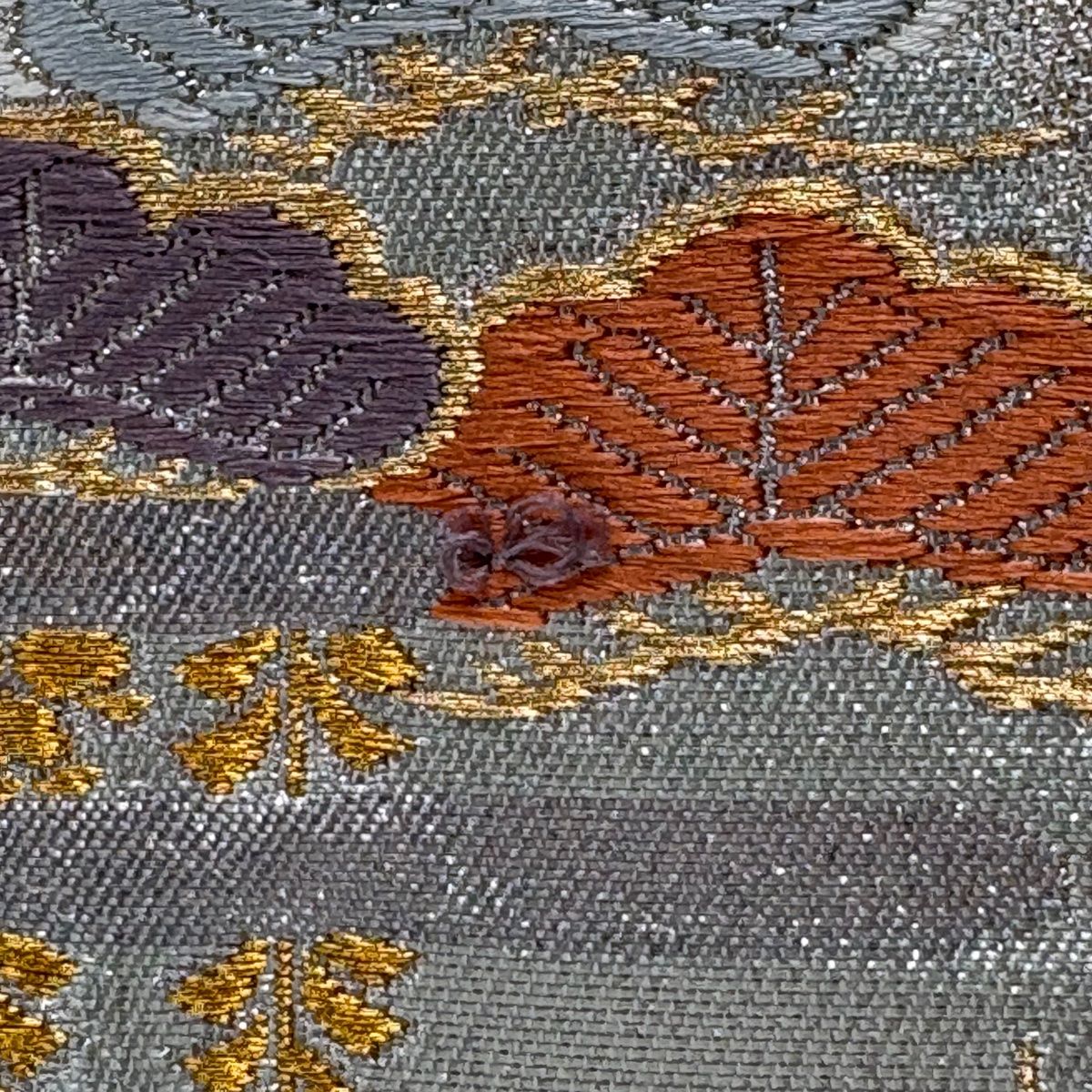 ☆ 袋帯 雪輪 菊 松 花菱 刺繍 金糸 鈍色 O-5010 袋帯 雪輪 菊 松 花菱 刺繍 金糸 鈍色 O-5010