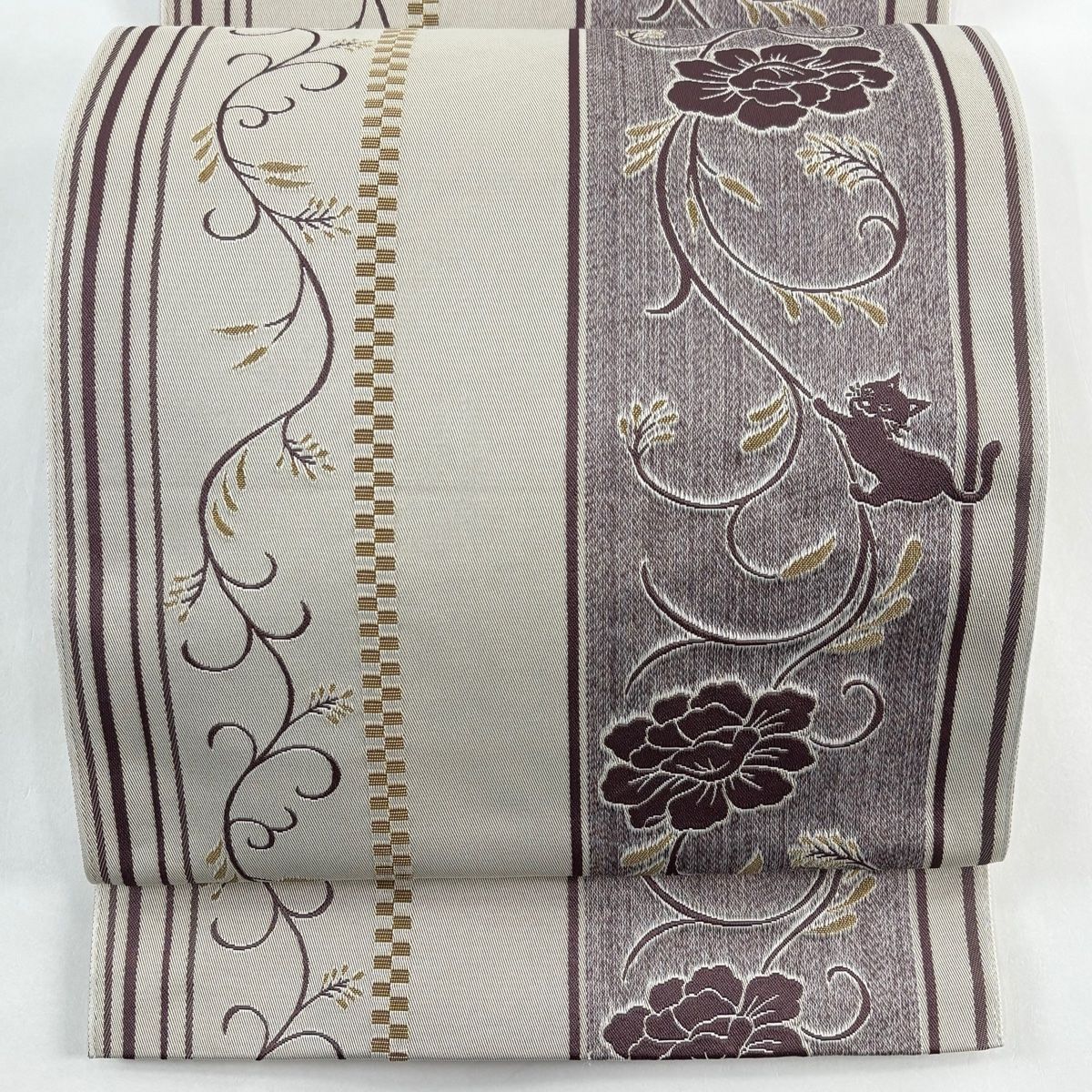 名古屋帯 秀品 八寸名古屋帯 松葉仕立て 猫 花唐草 薄茶色 正絹 【中古