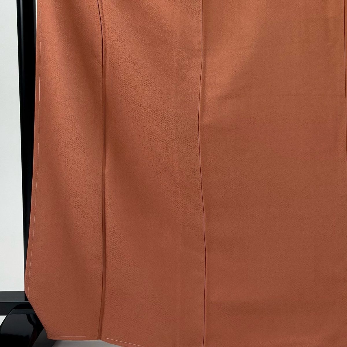 色無地 身丈169 cm 裄丈66 5 M 袷 百貫 落款 地紋 赤茶 正絹 秀品 一つ紋