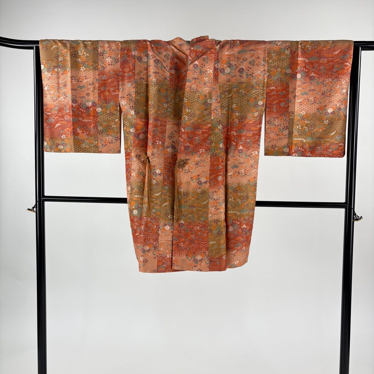  道中着 身丈93.5 cm 裄丈65 M 和装コート 鈴乃屋 宝尽くし 菊 オレンジ 正絹 秀品 羽織 着物 浴衣