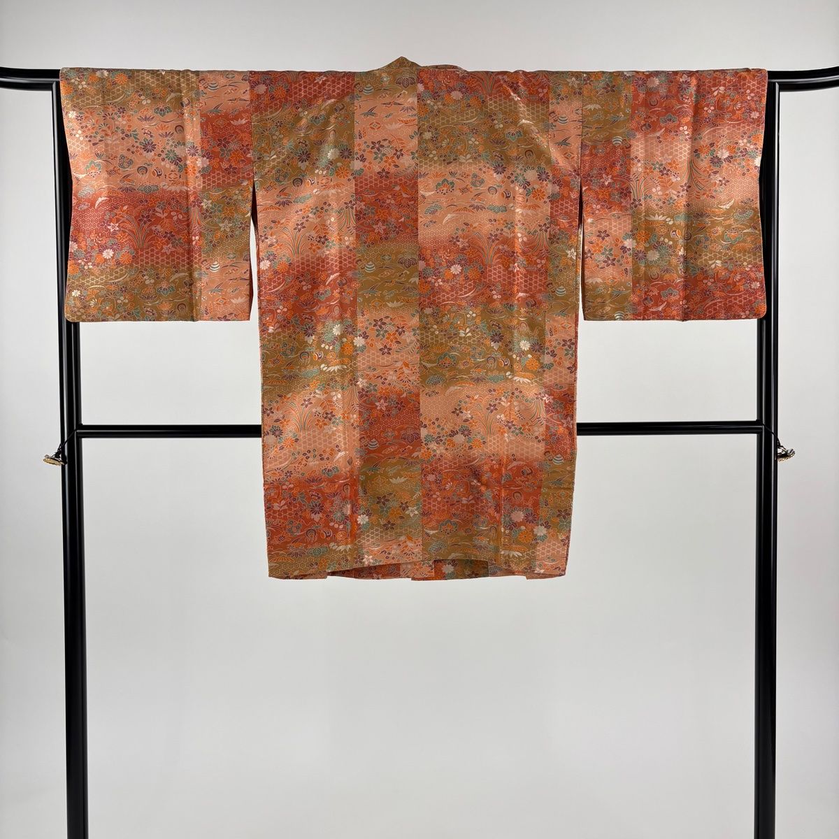 道中着 身丈93 5 cm 裄丈65 M 和装コート 鈴乃屋 宝尽くし 菊 オレンジ 正絹 秀品