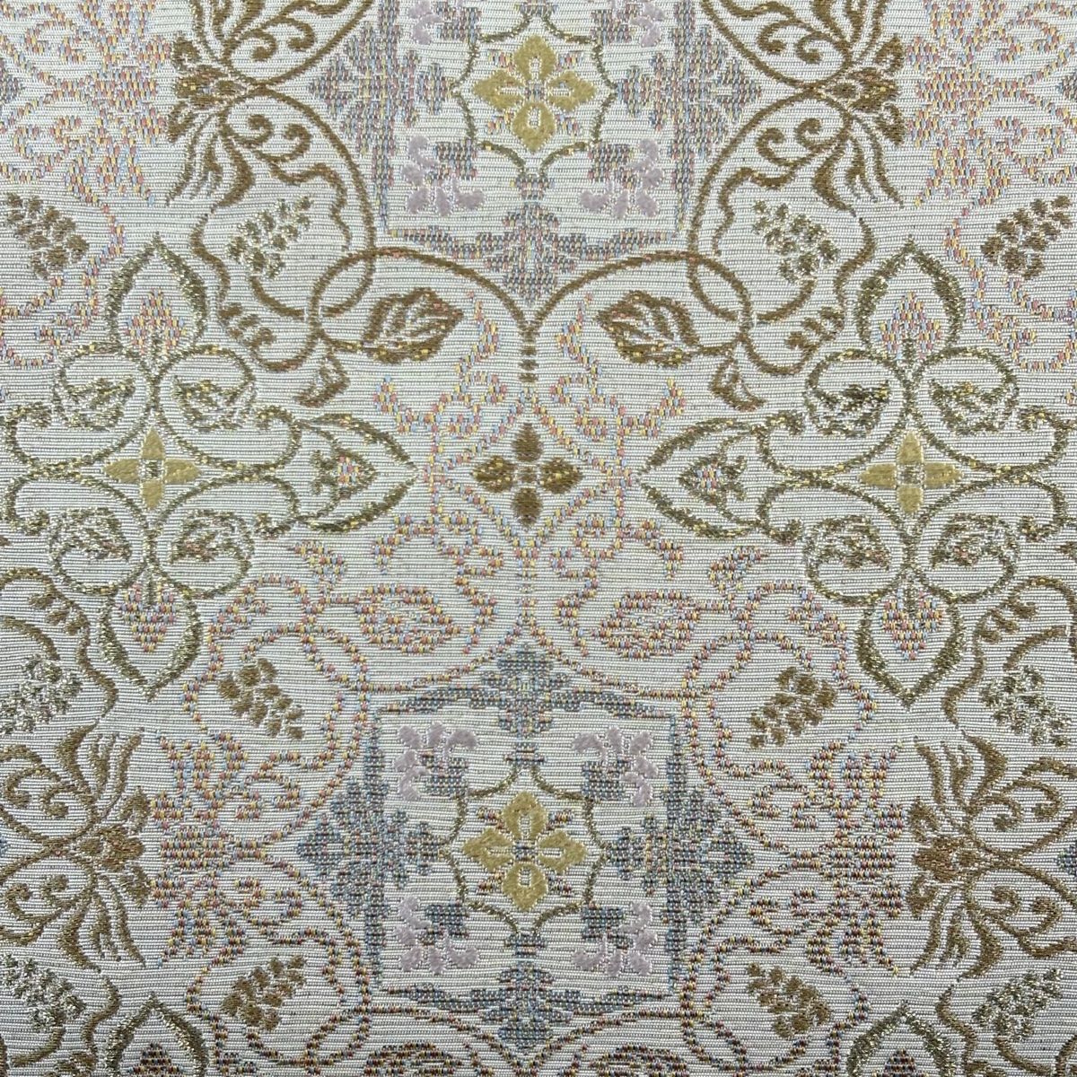 美品】 袋帯 名品 華文 葡萄唐草 金糸 クリーム 六通 正絹 【中古