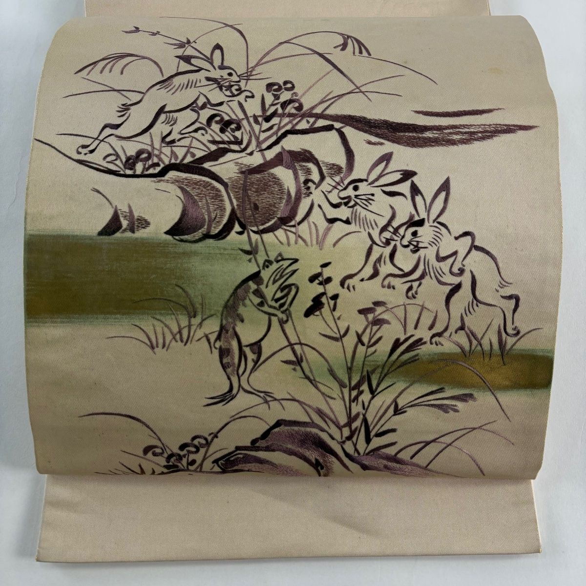 袋帯 名品 落款 鳥獣戯画 刺繍 箔 ベージュ お太鼓柄 正絹 【】 【公式 