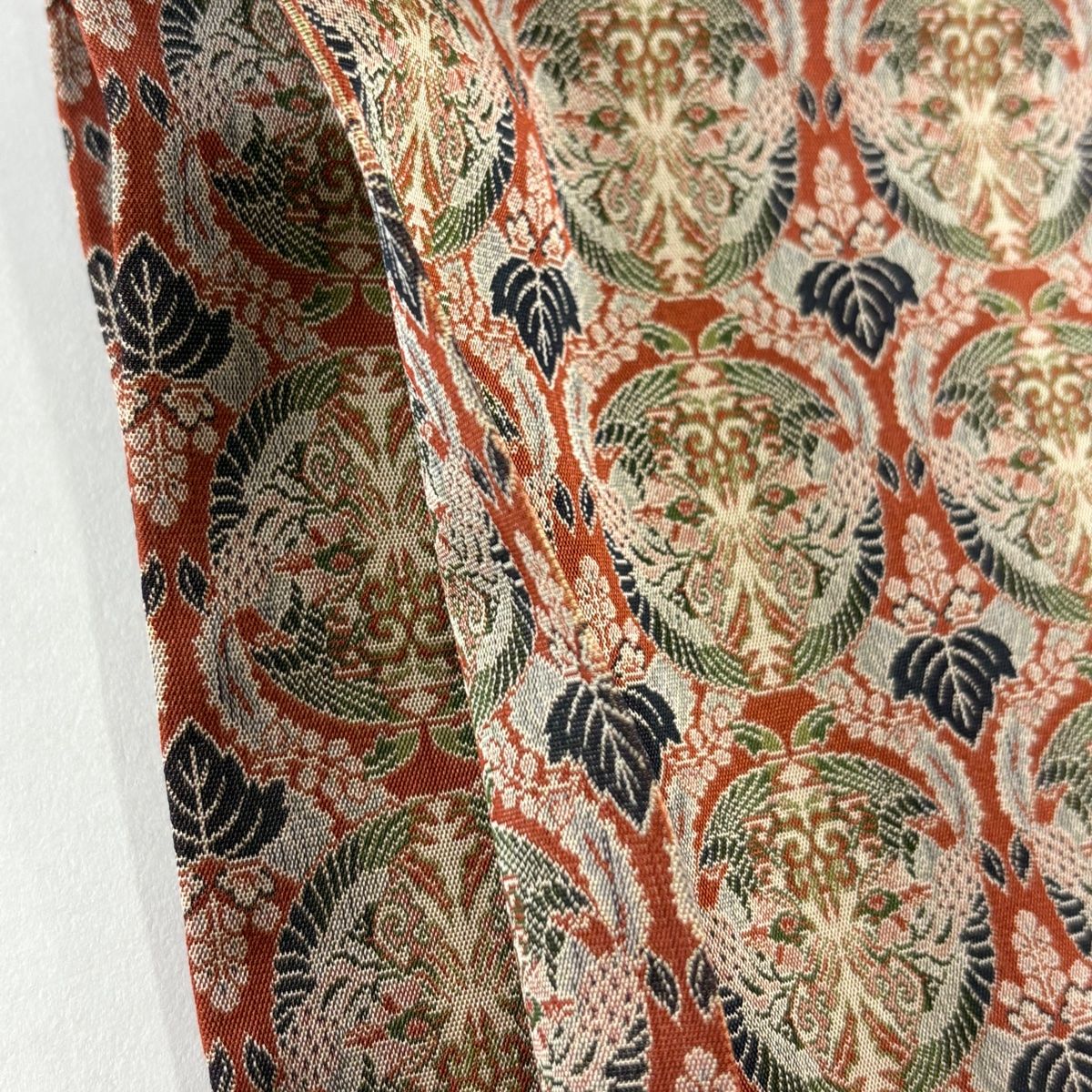 美品】 開き名古屋帯 名品 龍村美術織物 比翼仕立て 壬生寺裂 赤茶