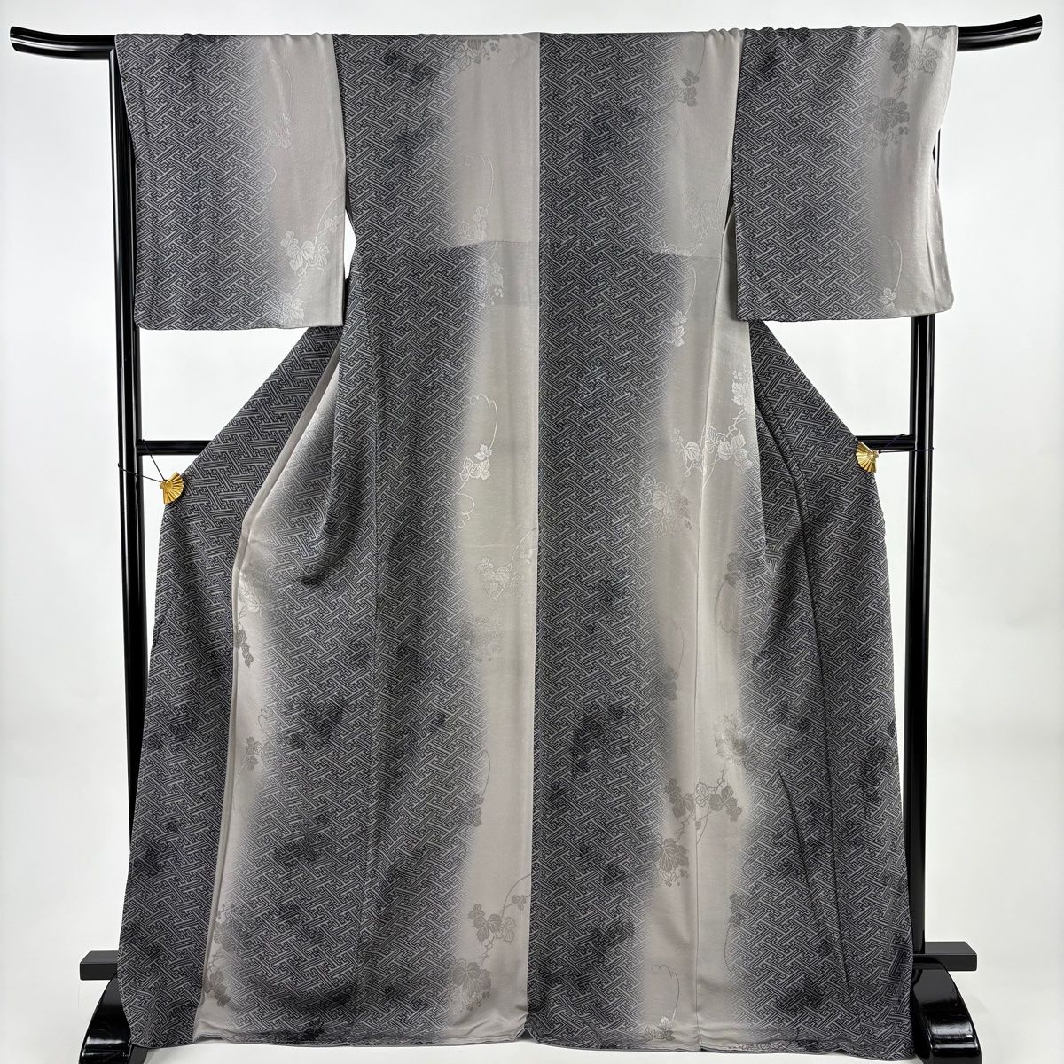 小紋 身丈173 cm 裄丈68 L 袷 紗綾形 地紋 灰色 正絹 名品