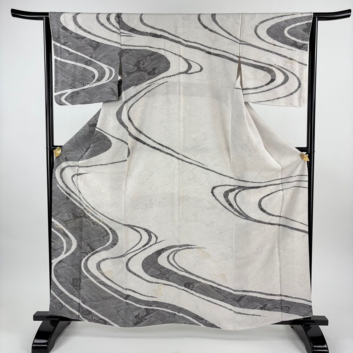 訪問着 身丈162 cm 裄丈64.5 M 袷 波頭 波 金糸 金彩 灰白 正絹