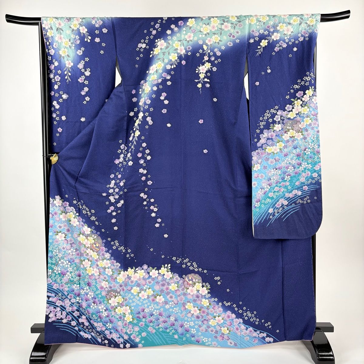 振袖 身丈168 cm 裄丈67.5 L 袷 雪輪 桜 銀通し 箔 紺色 正絹