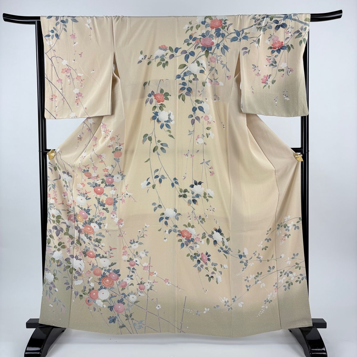 訪問着 身丈164 cm 裄丈67 M 袷 菊 枝梅 ぼかし 染め分け ベージュ 正絹 名品
