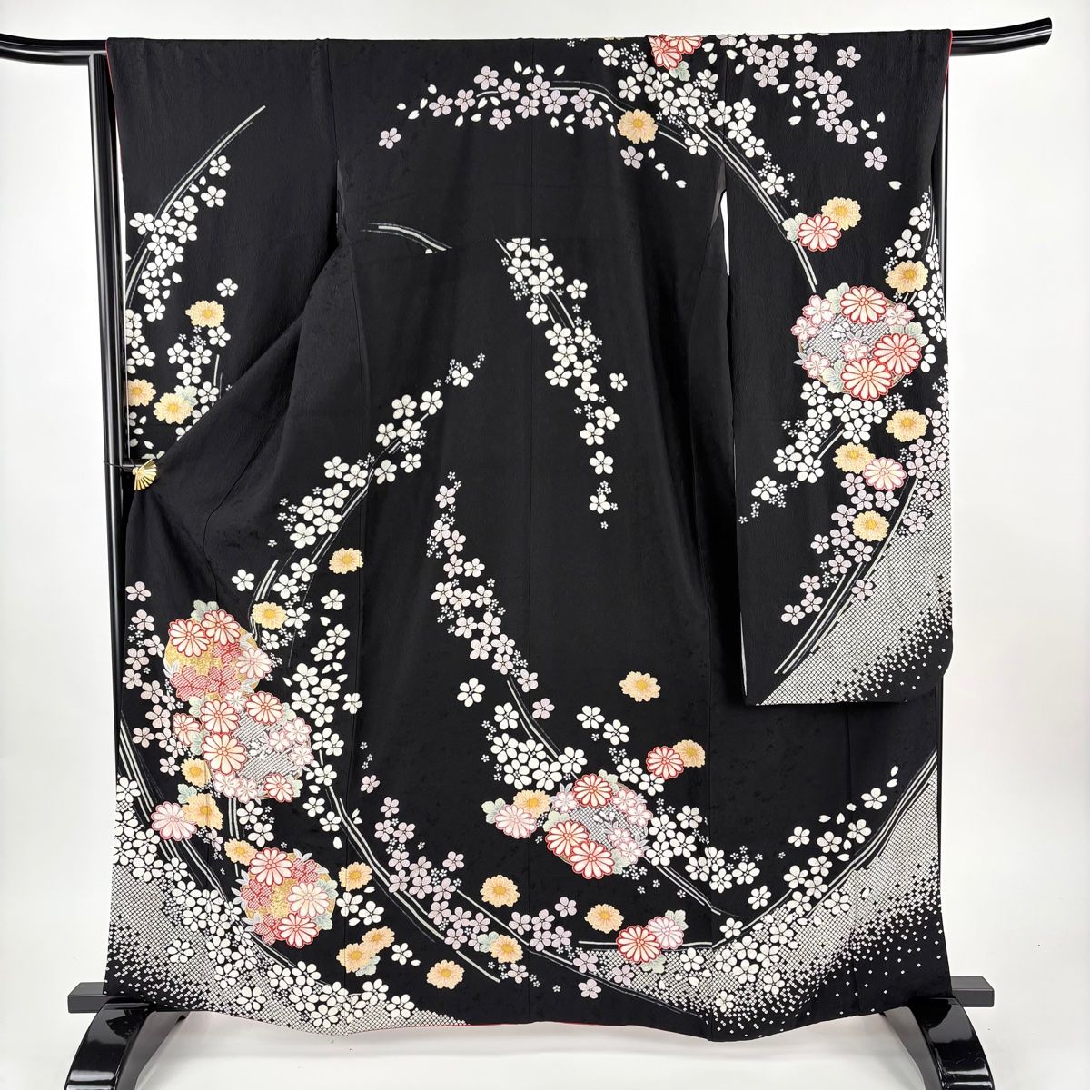 振袖 身丈164.5 cm 裄丈67 M 袷 花丸文 草花 金彩 黒 正絹 名品