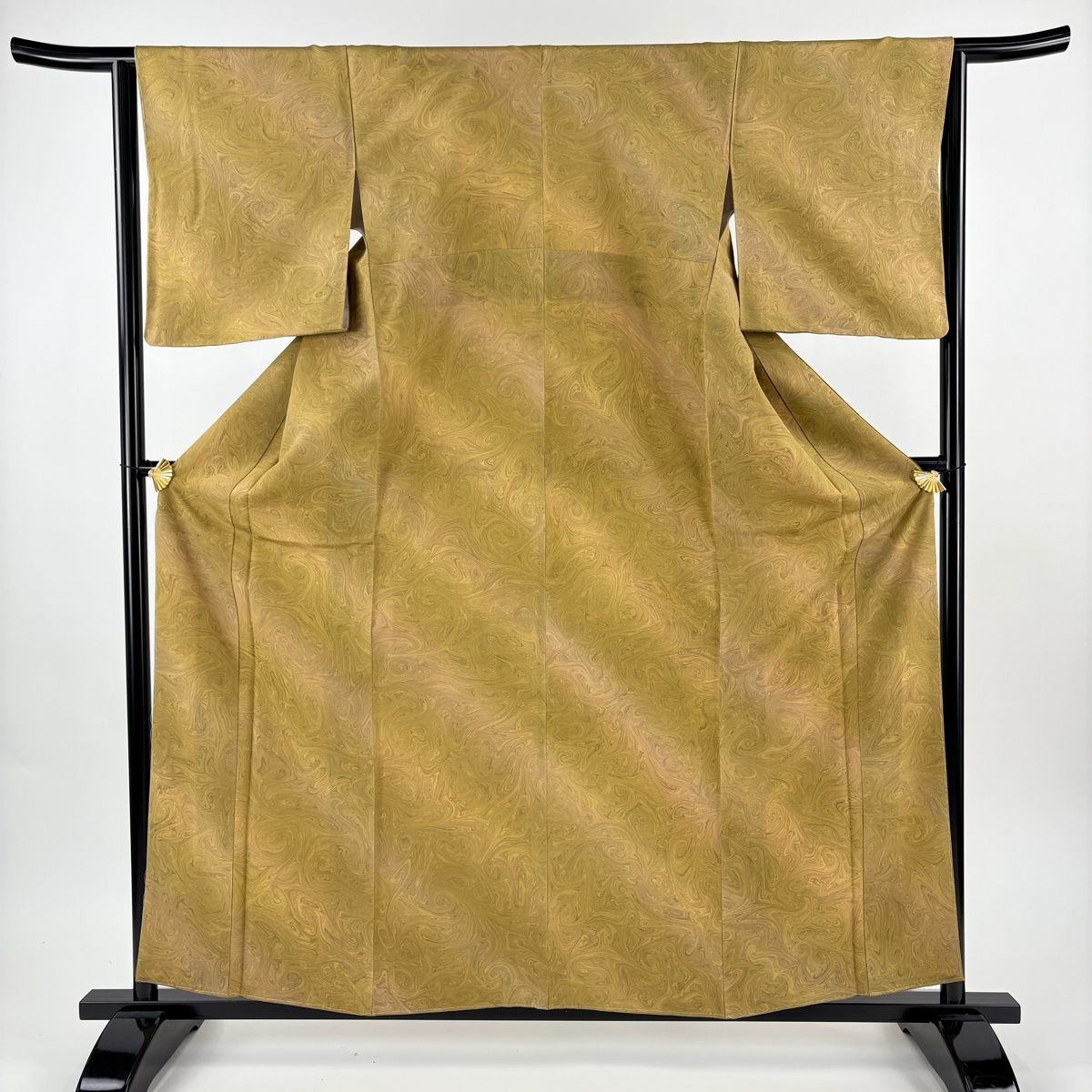 小紋 身丈160 cm 裄丈64 M 袷 墨流し 斜縞 ぼかし 黄土色 正絹