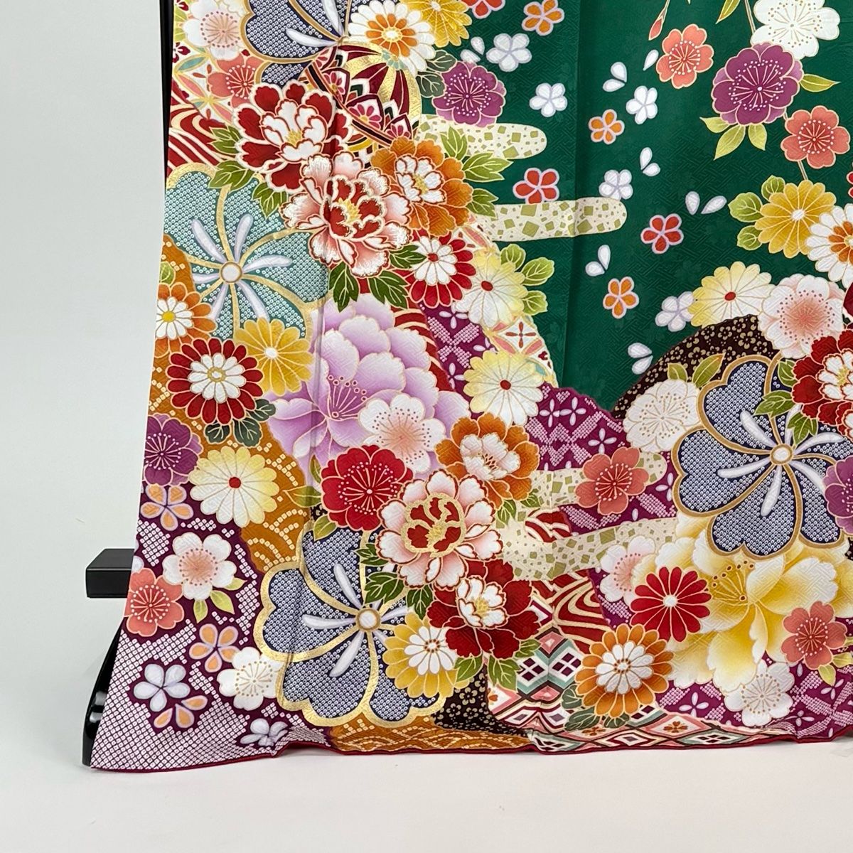 振袖 身丈176.5 cm 裄丈69.5 L 袷 手鞠 草花 刺繍 金糸 緑 正絹