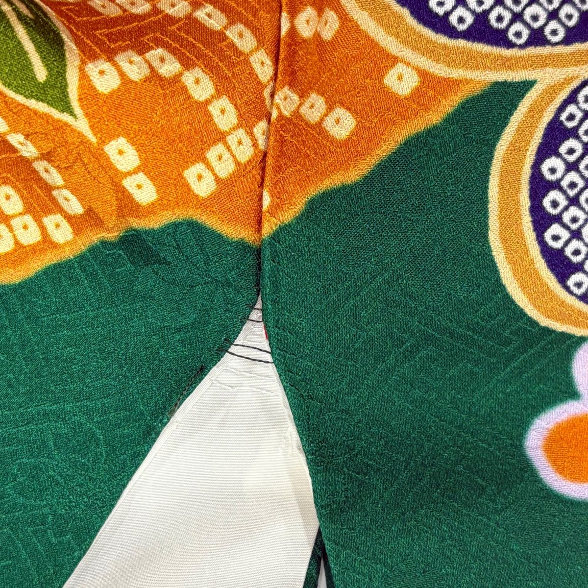  振袖 身丈176.5 cm 裄丈69.5 L 袷 手鞠 草花 刺繍 金糸 緑 正絹 振袖 着物