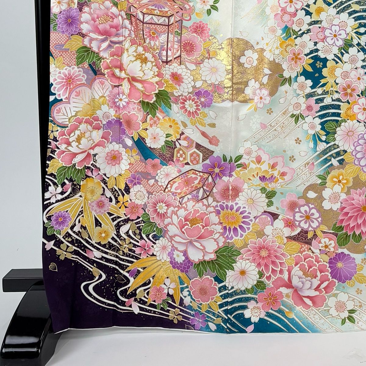 振袖 身丈171 cm 裄丈70.5 L 袷 貝桶 草花 金糸 金彩 クリーム 正絹