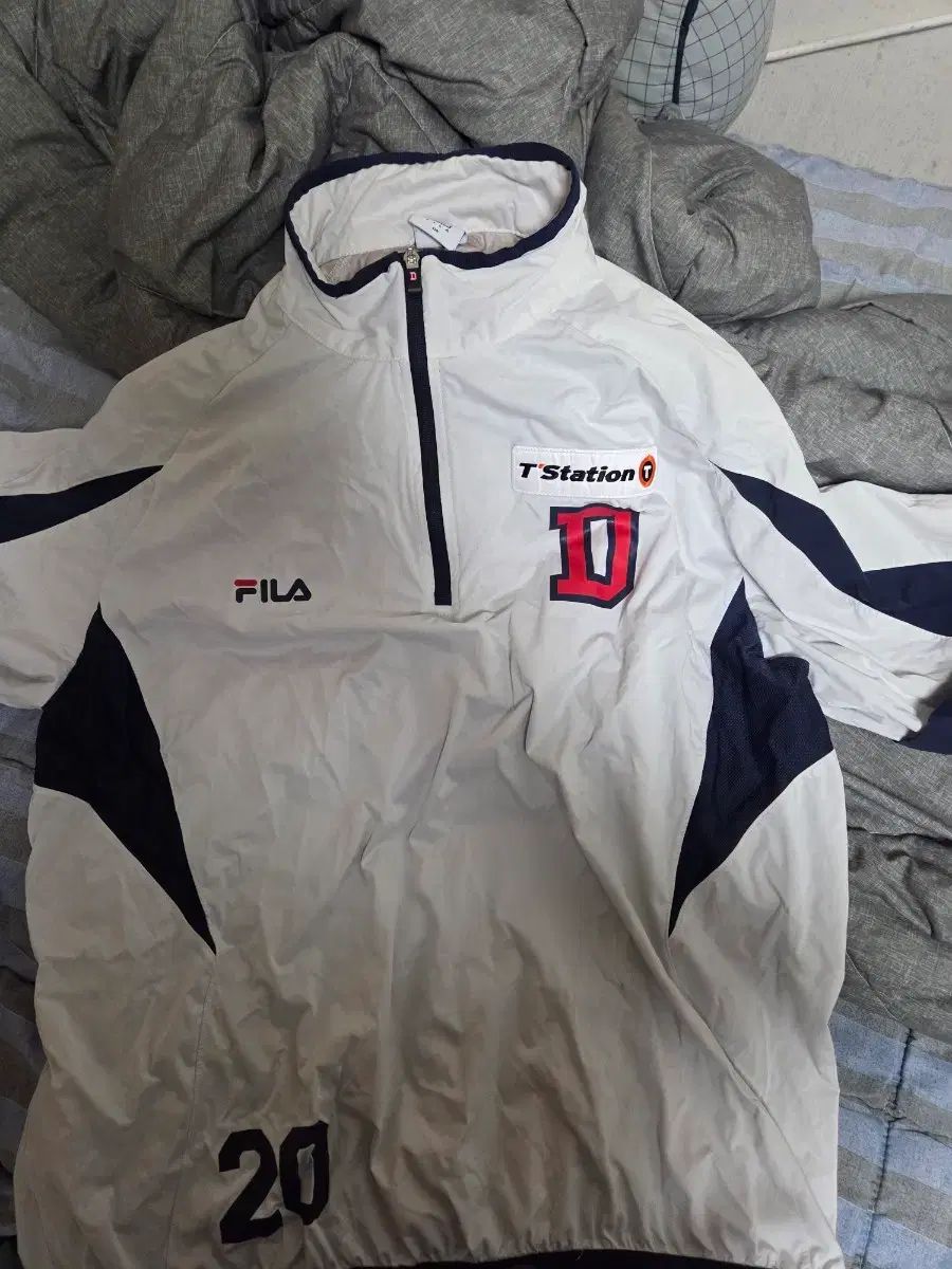 斗山ベアーズ ウィンドブレーカー 20 곽ビン