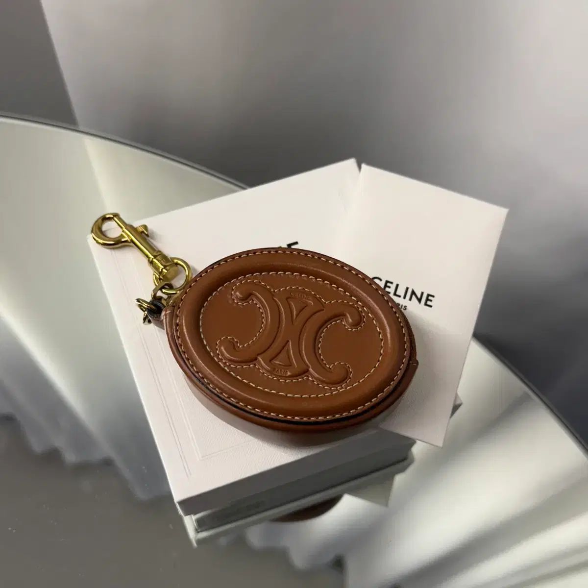 Celine セリーヌ キュイール オーヴァルパール コイン パース バッグチャーム キーホルダー