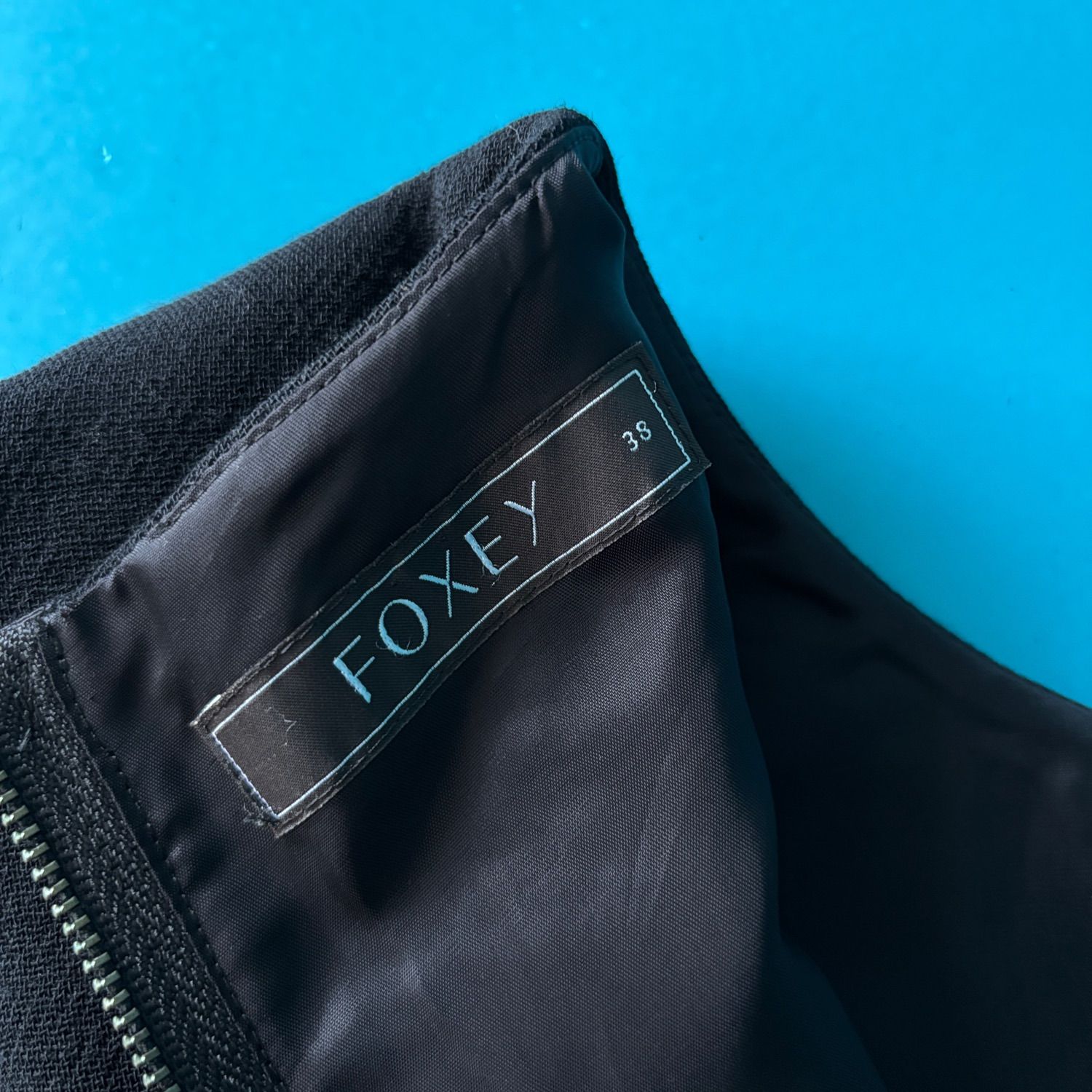 1178 FOXEY フォクシー ウールワンピース 38 黒バックリボン フリル