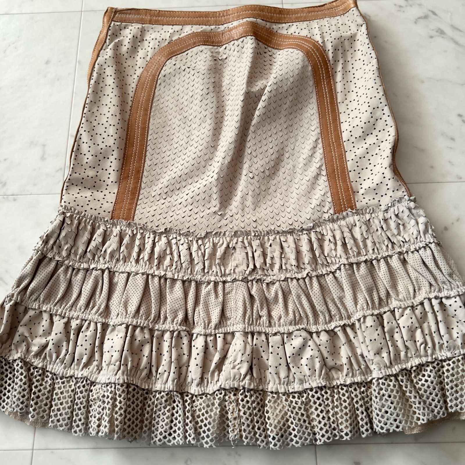 JUST CAVALLI ジャストカヴァリ レザースカート 本革 パンチングレース フリル スエードタッチ 40