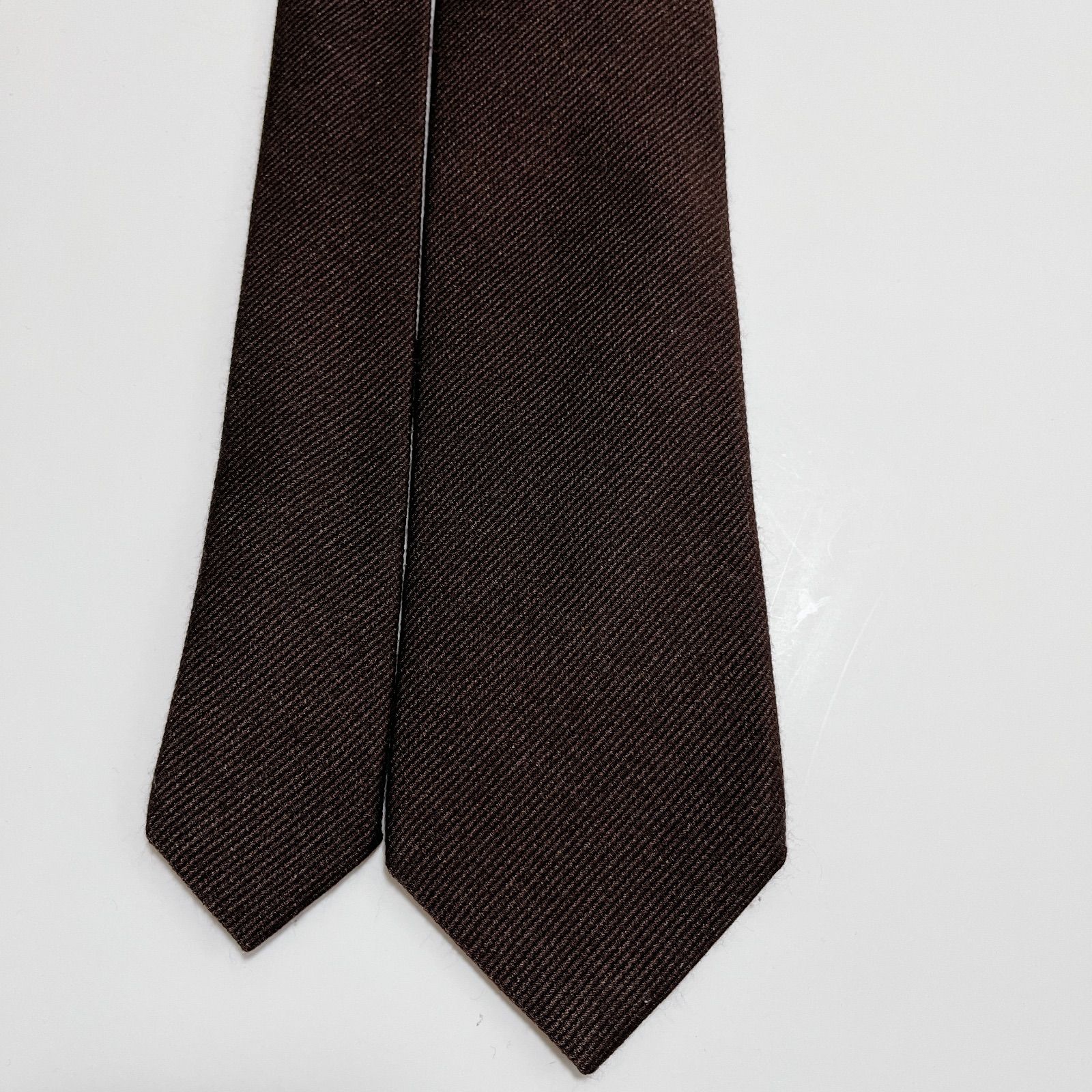 美品 フェアファクス ネクタイ ハイブランド ソリッドタイ 無地 光沢