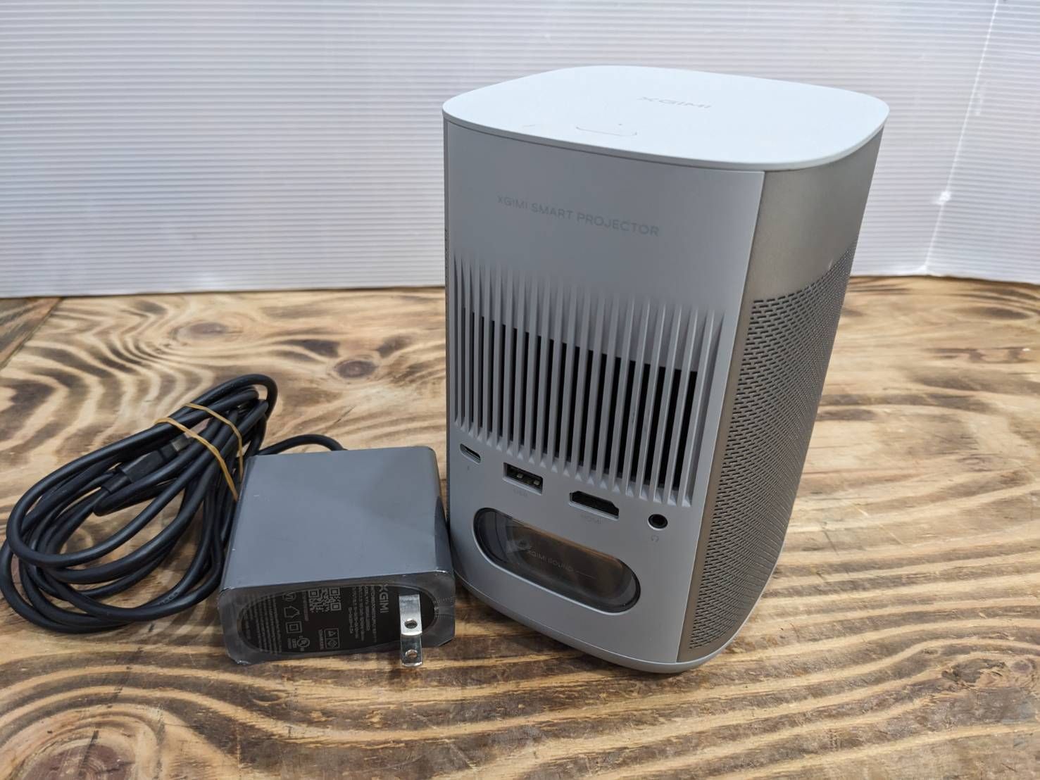 S 99951 XGIMI MoGo 2 ポータブルプロジェクター XKO 3 T