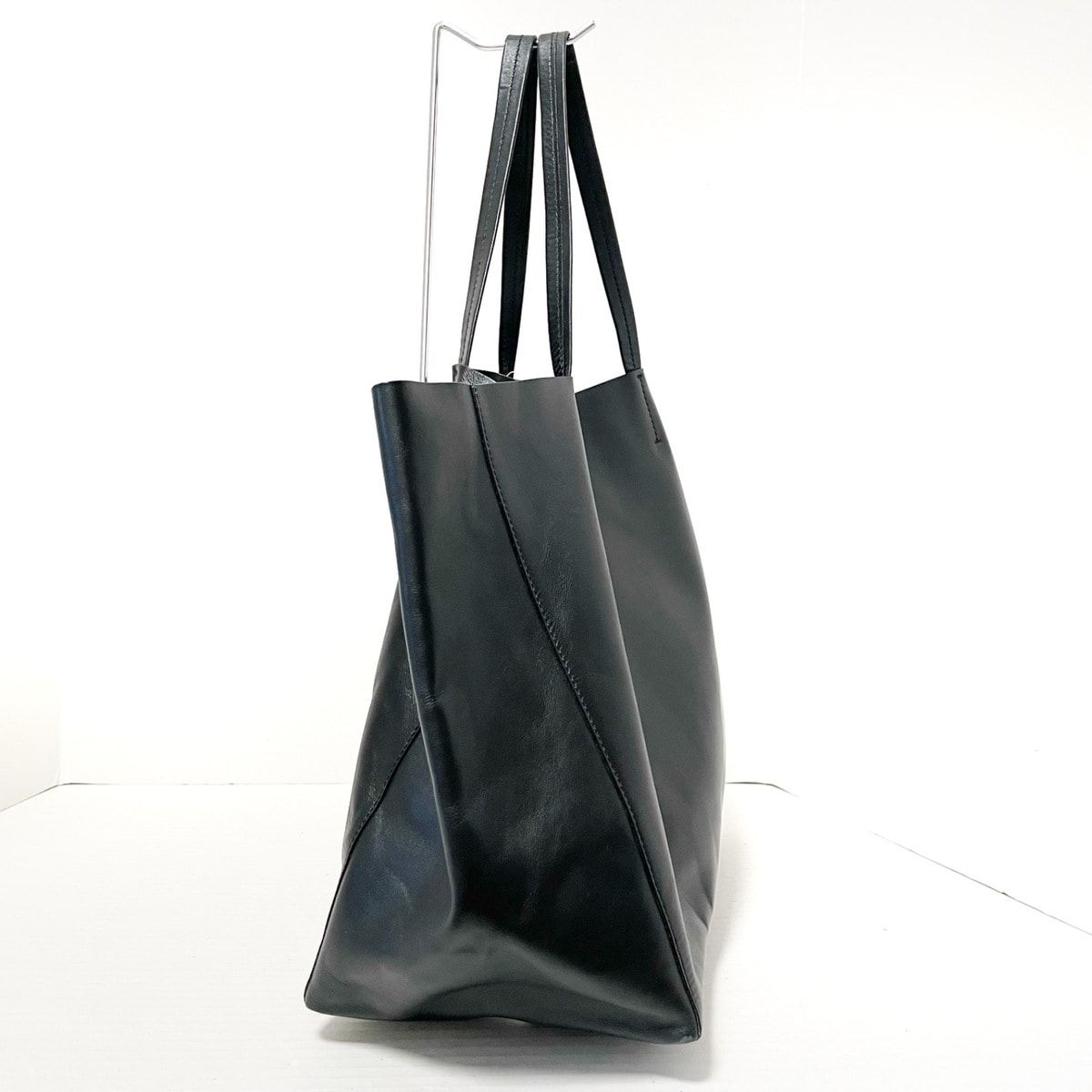 CELINE(セリーヌ) トートバッグ ホリゾンタルカバ 黒 レザー - メルカリ