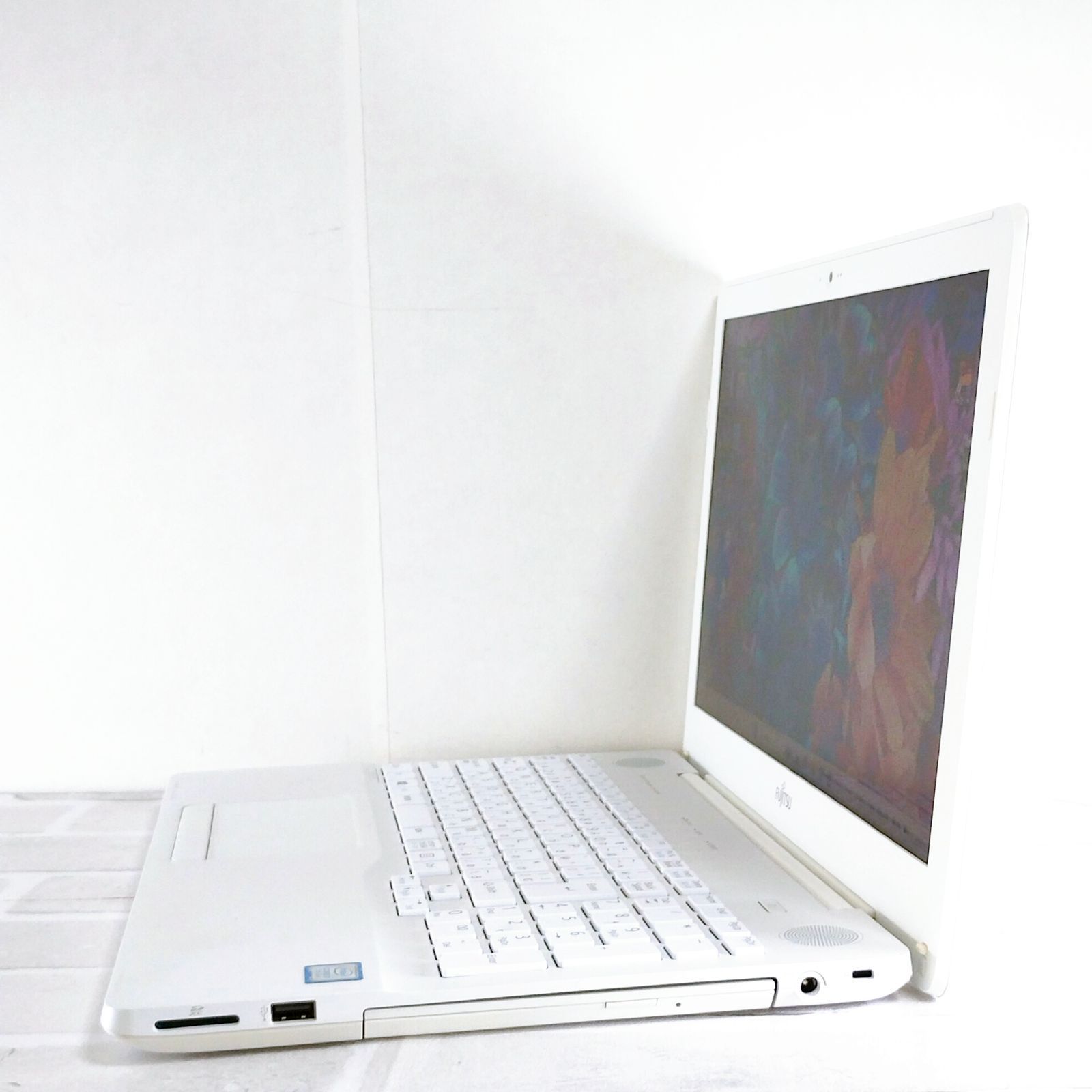 美品！副業に最適 爆速SSD 高性能Corei7 第7世代 FUJITSU LIFEBOOK