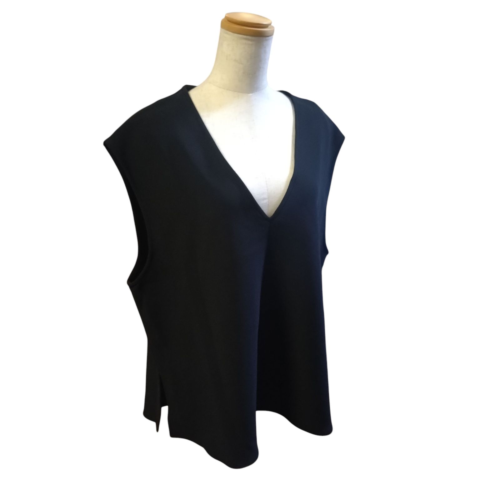 【美品】 ヨンファ クーコーベスト YONFA ベスト ジレ ブラック FREE 美品】 YONFA ヨンファ クーコーベスト ベスト ジレ ブラック サイズ