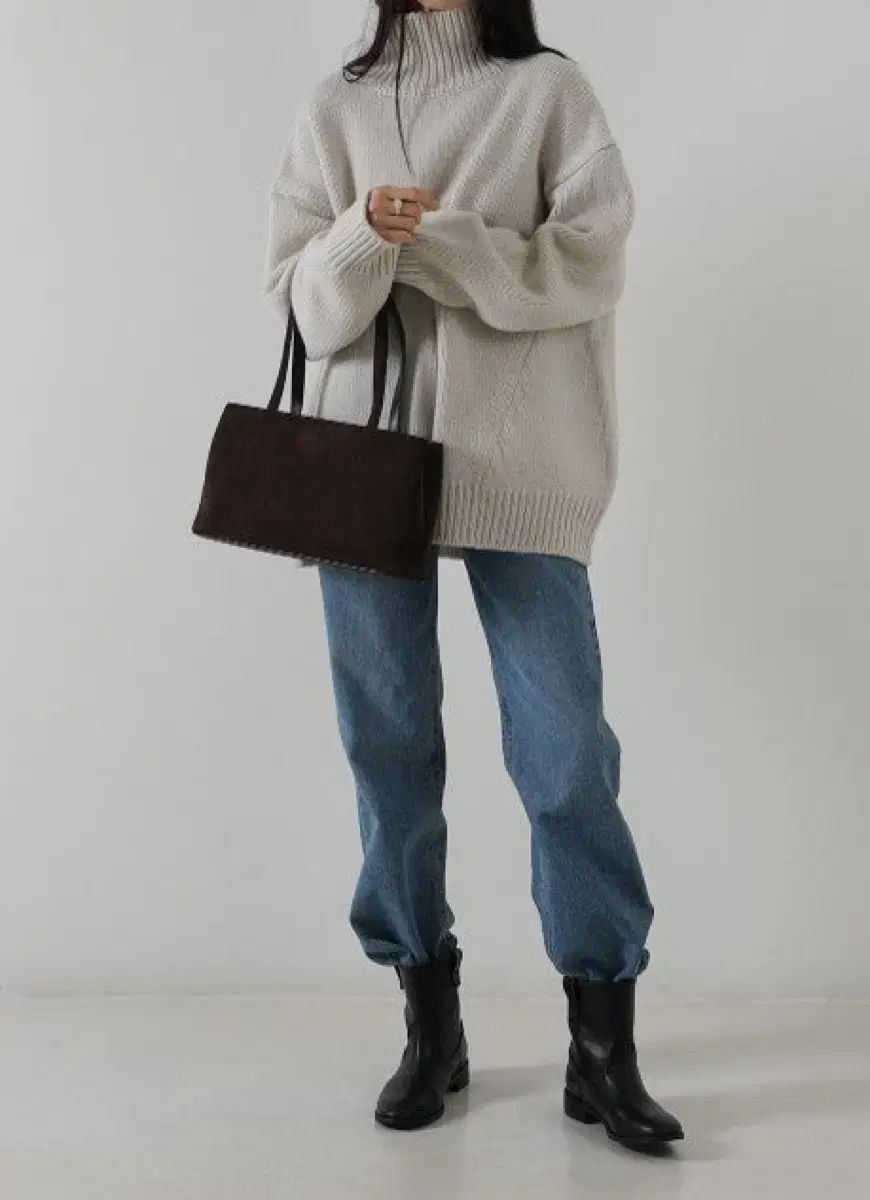 11 am ELEVEN elevenam タートルネック 製作 ニット オートミール