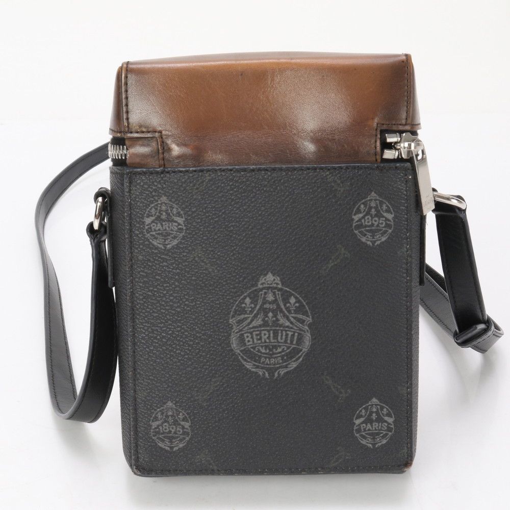 美品 ベルルッティ レザー シグネチャー キャンバス ショルダーバッグ