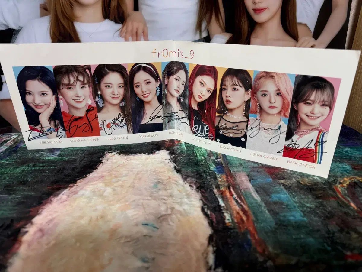 fromis_9(プロミスナイン・プミナ) 9名 サイン入り スローガン - メルカリ