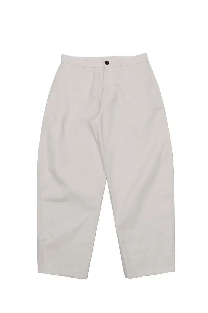 コス バレル レグ テーパード チノ オフホワイト パンツ