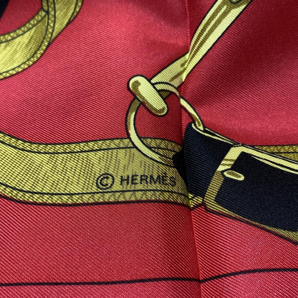 ダークイエロー