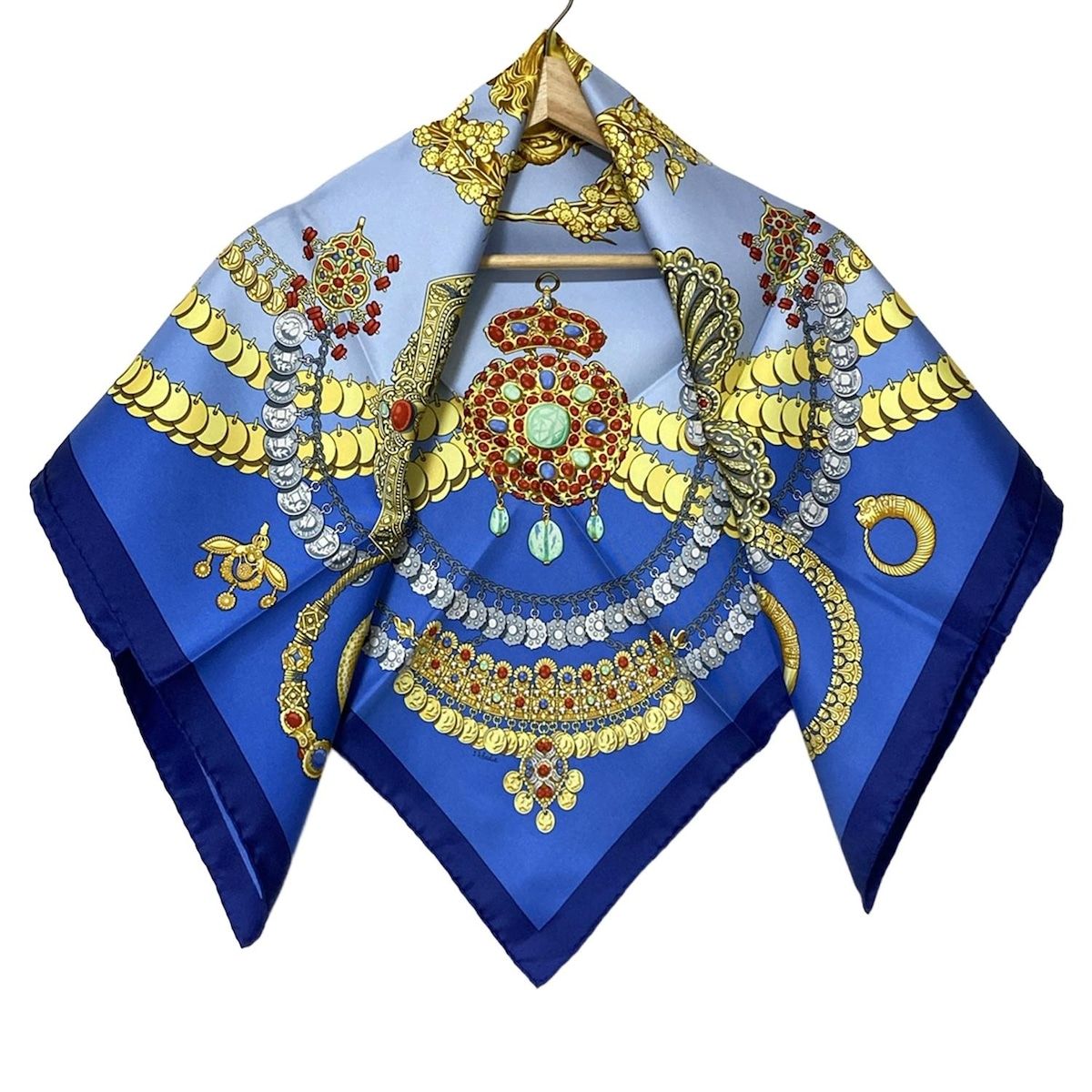 HERMES エルメス スカーフ カレ90 ライトブルー×イエロー×マルチ COSMIMA|ジュエリー柄