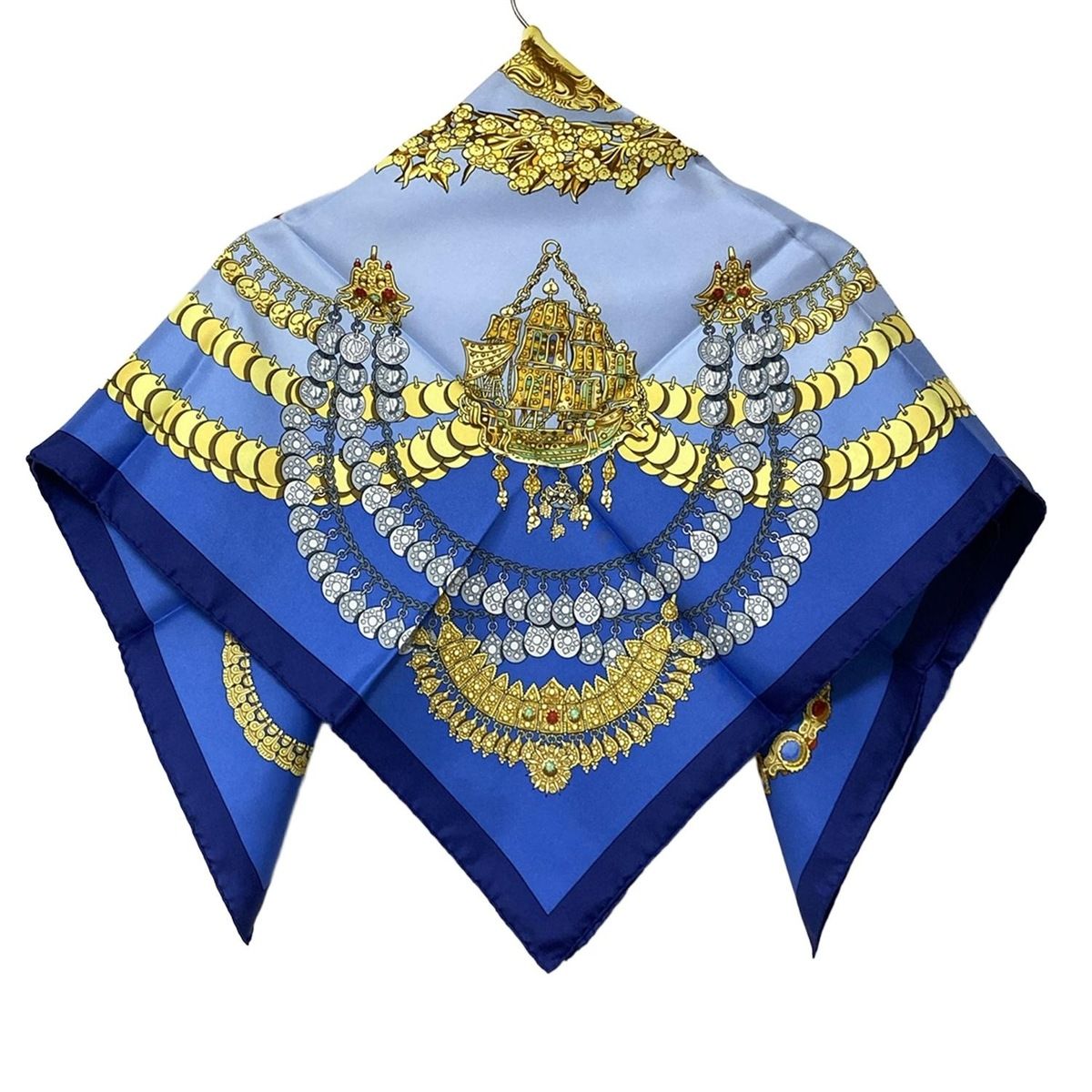 HERMES エルメス スカーフ カレ90 ライトブルー イエロー マルチ COSMIMA ジュエリー柄