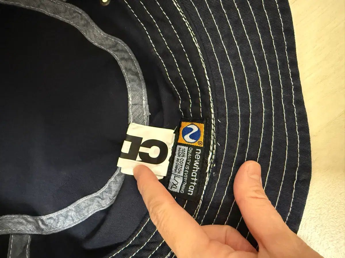 CDG コム デ ギャルソン バケットハット スティッチ POINT ネイビー