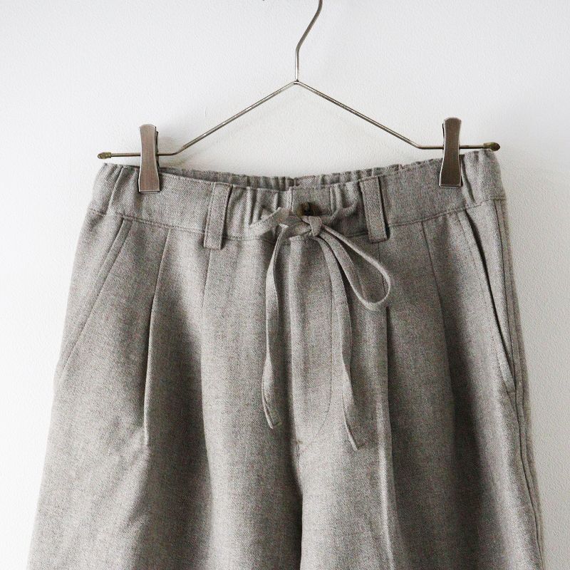 リラックス ウエストゴムのウールパンツ