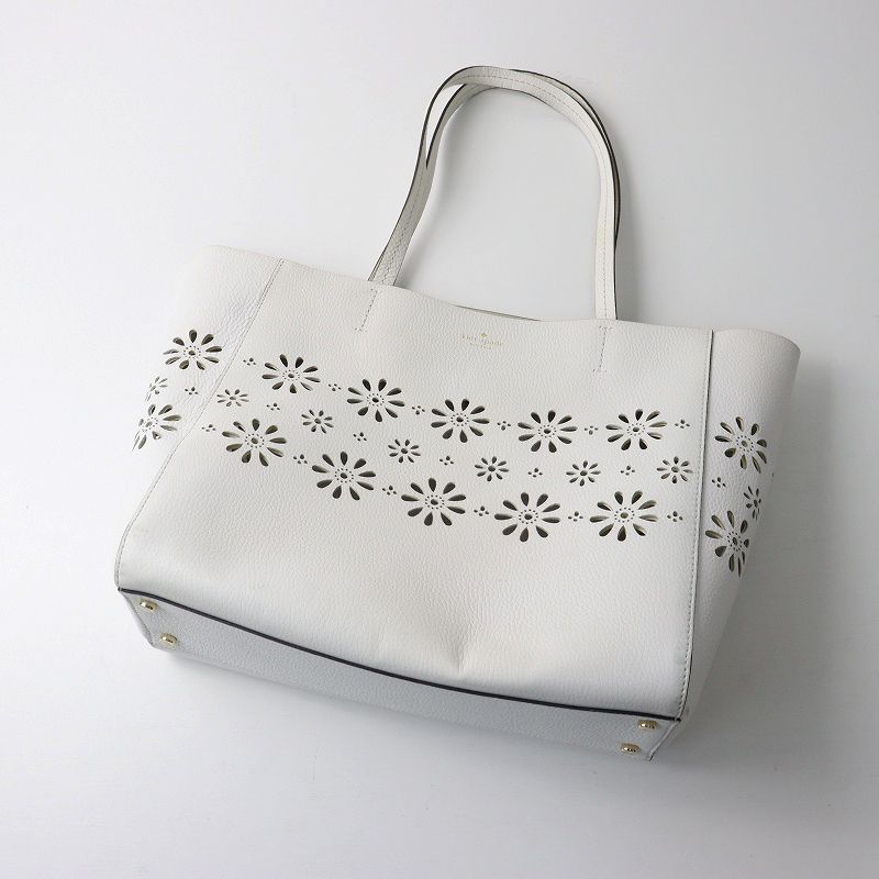 ケイトスペードkate spade 花フラワーカットワーク ホワイトバッグ ケイトスペード kate spade フラワーカットワーク レザー トートバッグ