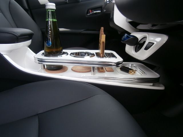 50系プリウスフロントカップホルダー ブラック オールブラック 日本製