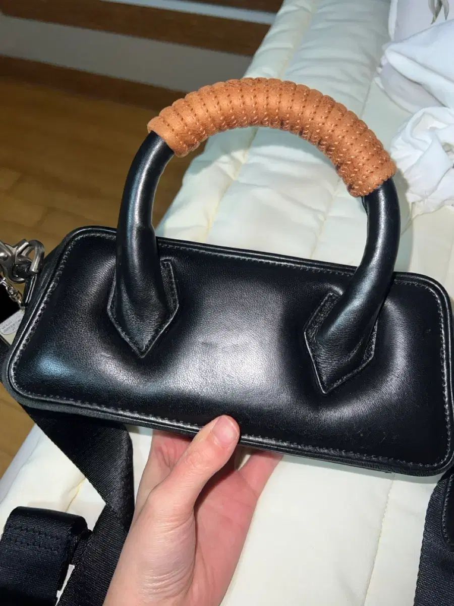 ADER ERROR トロン アングル バッグ ノワール