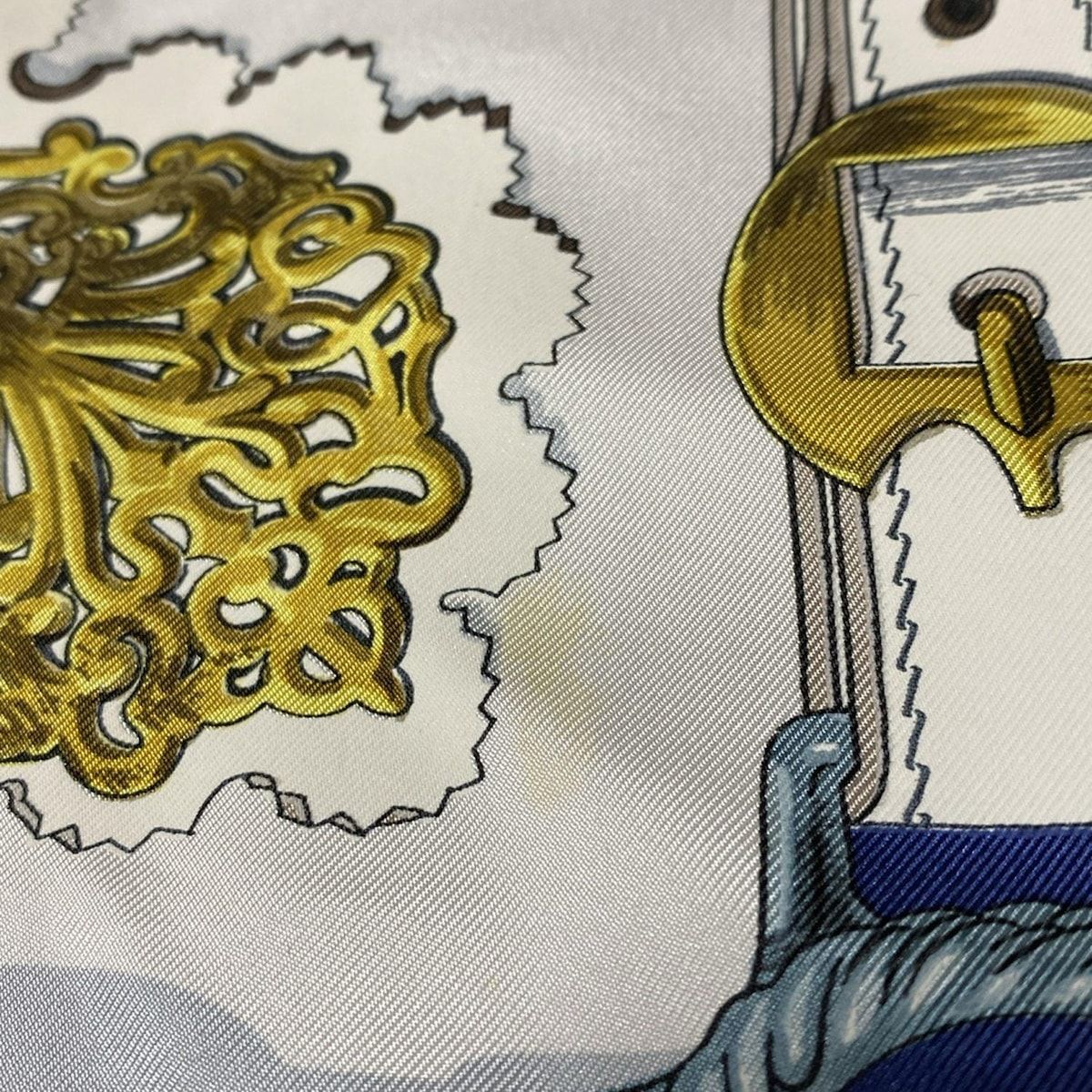 HERMES(エルメス) スカーフ カレ90 白×ネイビー×マルチ Cuivreries