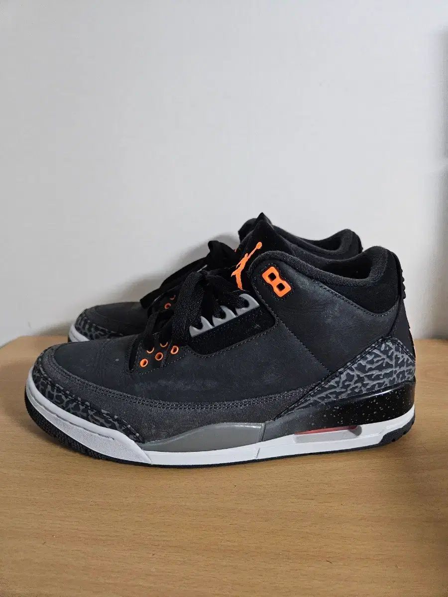 ジョーダン3 フィア バスケシューズ み
