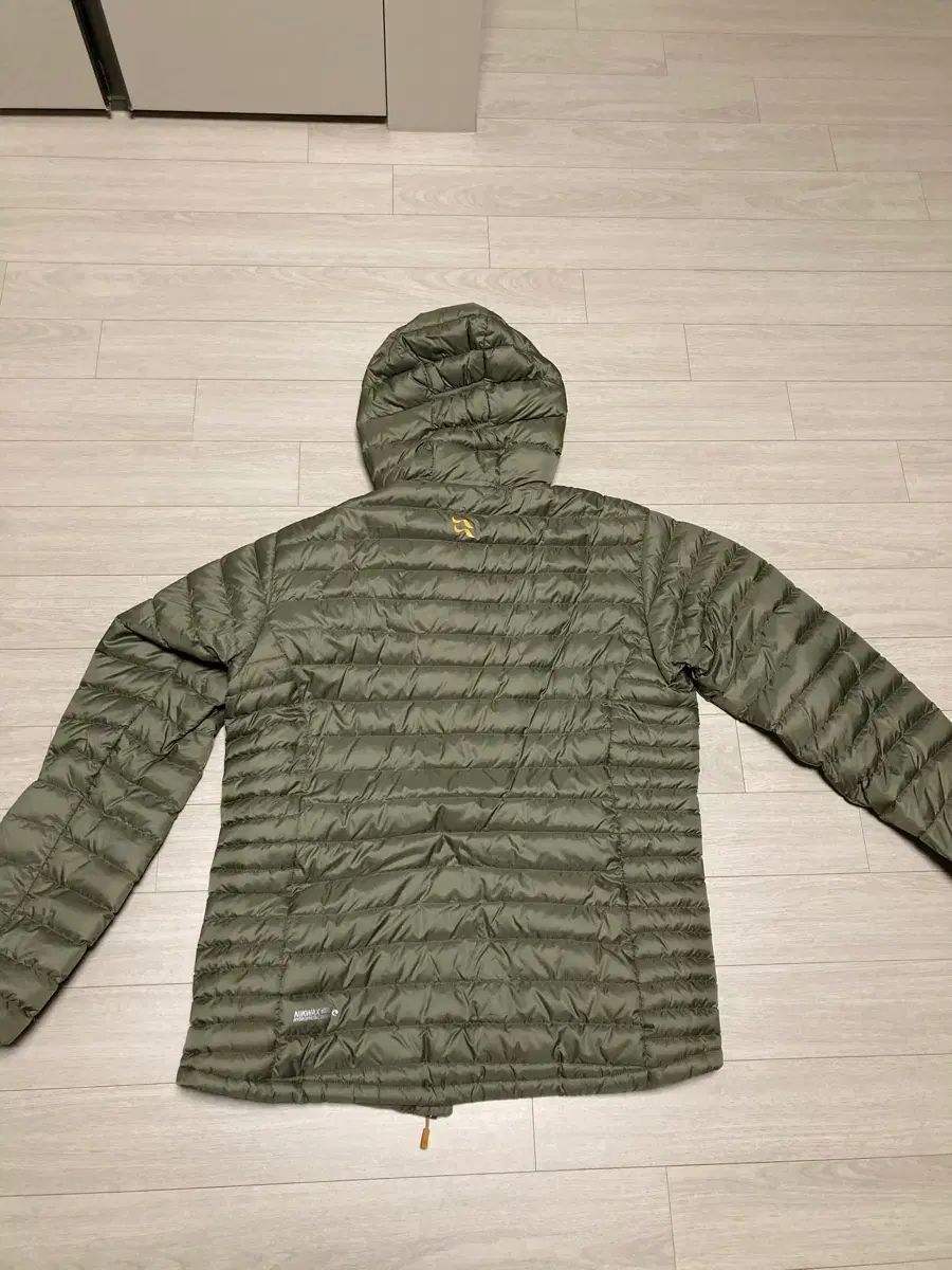 RAB ラブ マイクロライト アルパイン ジャケット カーキ ダウン L