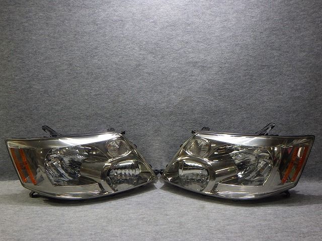10アルファード ヘッドライト左右 HID ANH MMH 10/15 前期 58-2 3